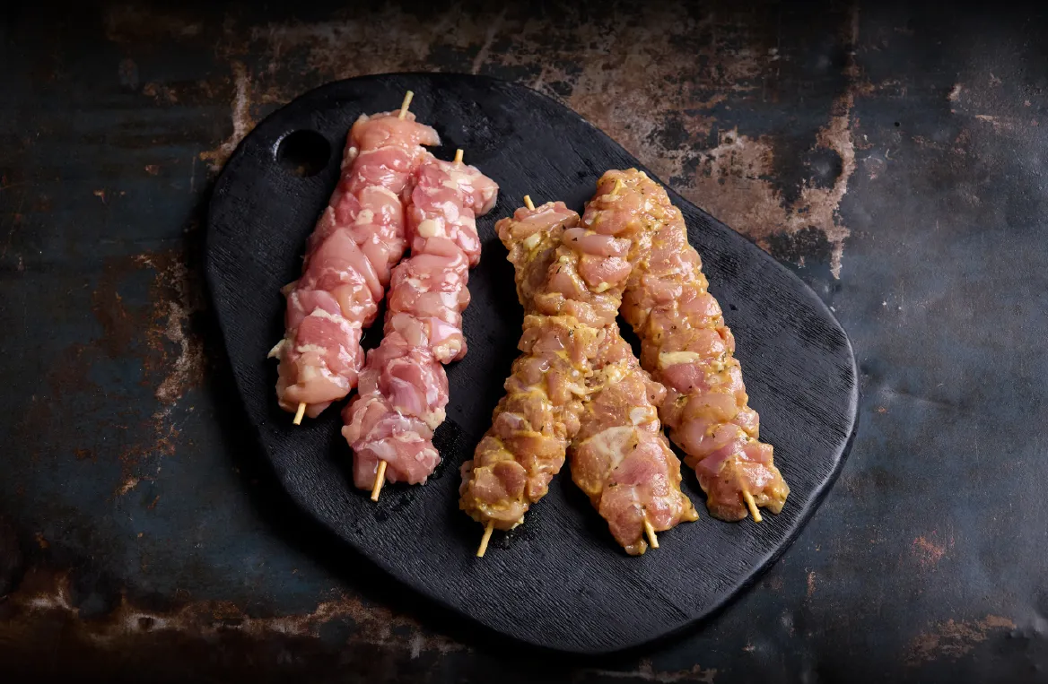 CHICKEN SOSATIES PLAIN OR MARINATED