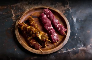 VENISON SOSATIES PLAIN OR MARINATED