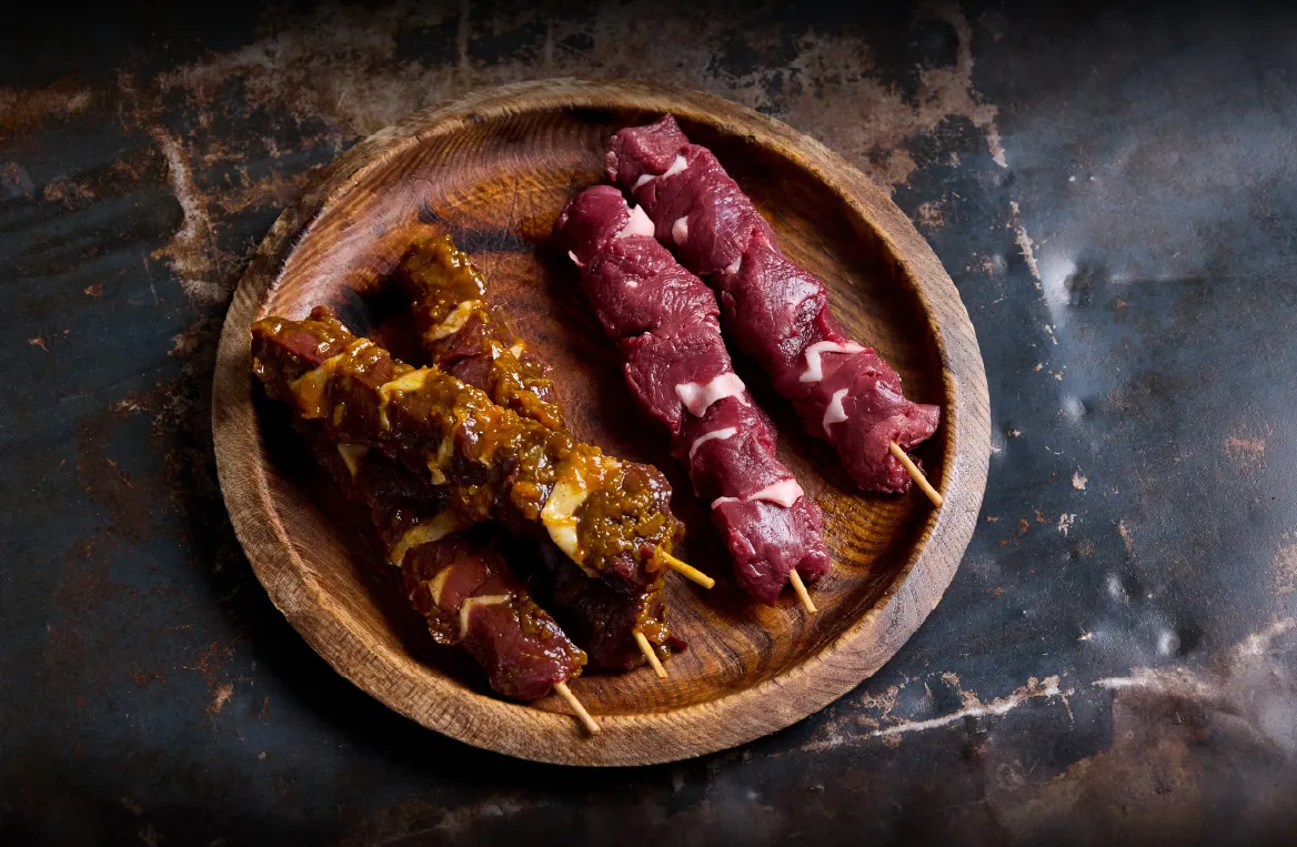 VENISON SOSATIES PLAIN OR MARINATED
